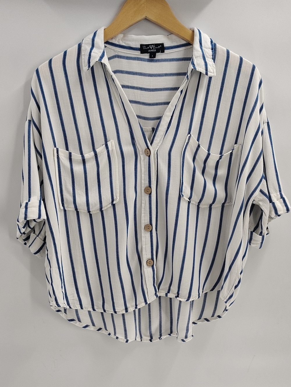 Velvet Heart Los Angeles Button Down Blouse Large Blue White Stripe Pockets